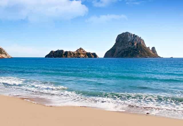 邮储银行连云港市分行开展“合规再出发”以案促改警示教育大会