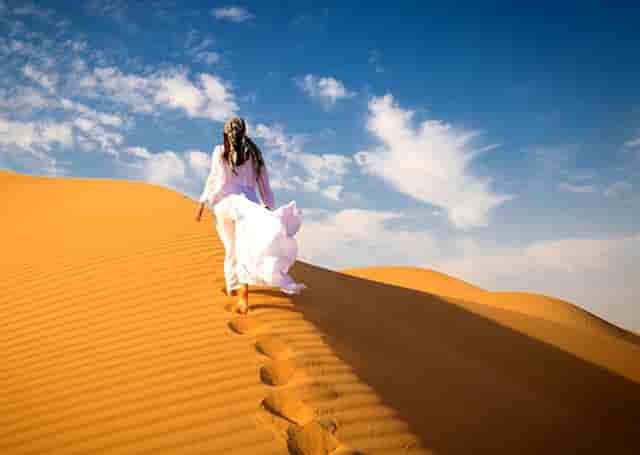 市场公平性何在“明目张胆直播”谁在随意切换天地板