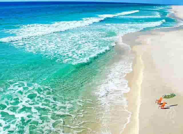 梦见接窗帘(女人梦见把窗帘拉上)